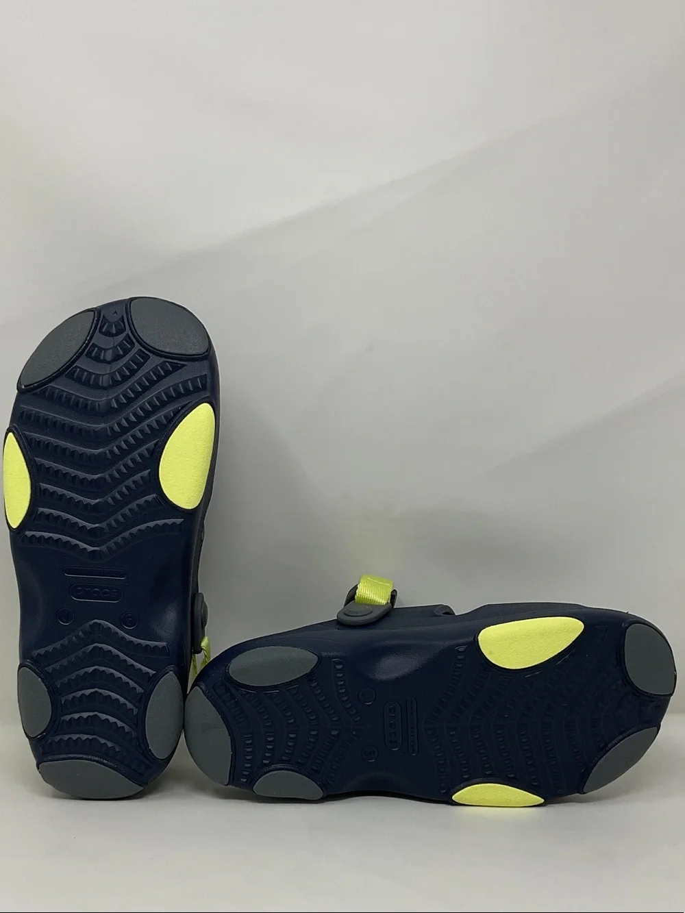 CROCS Kids Navy Blue Sandal with Yellow Heel Strap Size 5